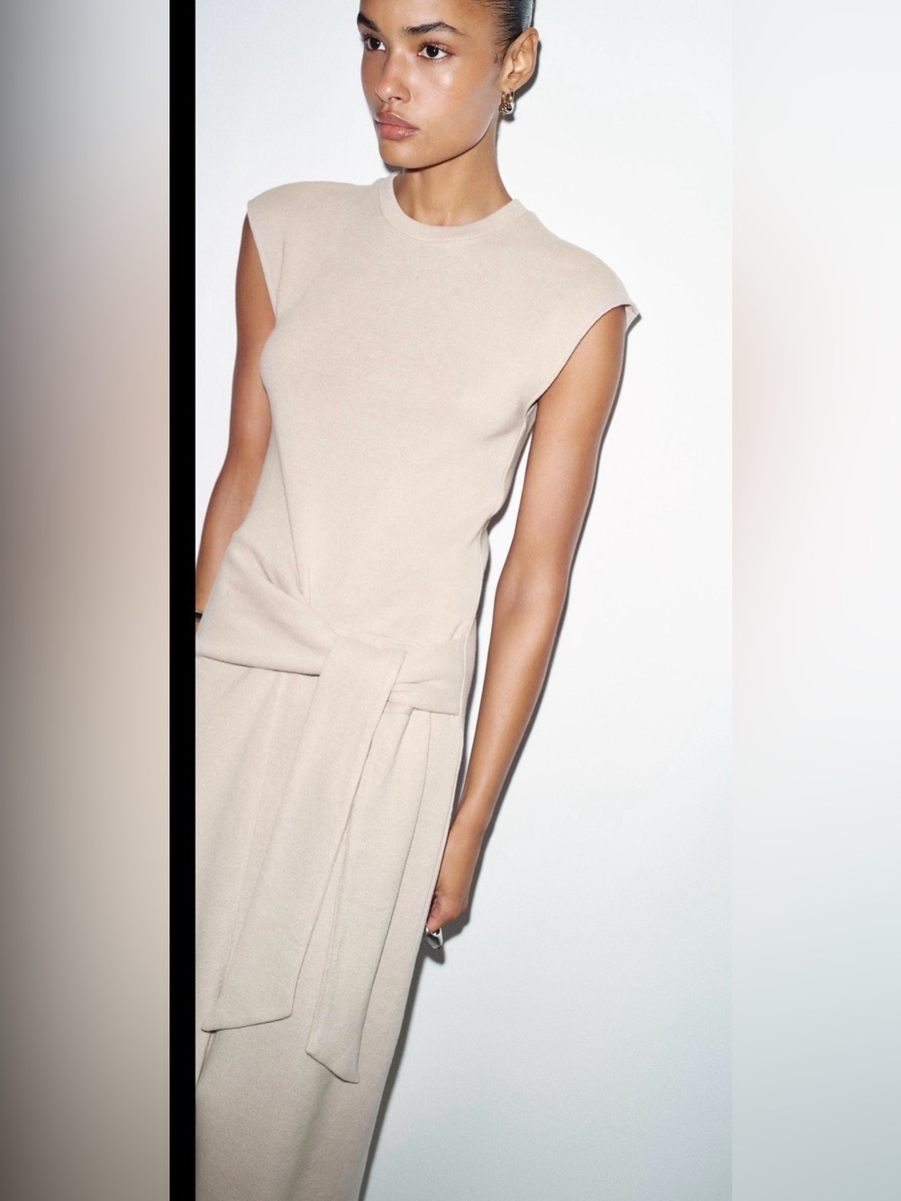 Zara - Picture 4 of 9